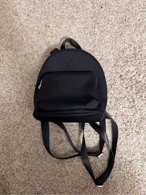 lululemon athletica Black Mini Backpack - Compact Everyday Pack